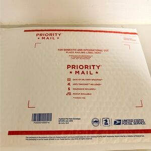 Priority Mail Flat Rate Bubble Envelope
